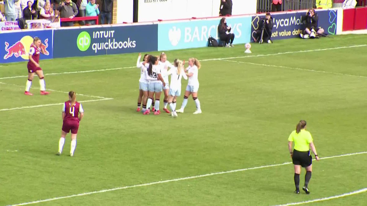The finish 🔥 Chasity Grant drives the ball into the back of the net 🚘 Aston Villa Women #BarclaysWSL