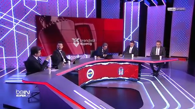 🟡🔵 Fenerbahçe x Beşiktaş ⚫⚪ | #FBvBJK 💬 "Takımda Tadic, Dzeko varsa ve derbiye çıkıyorsan bence ikisi de oynamalı." 🎙 Yorumcularımızın değerlendirmeleri. | #beINSÜPERLİG