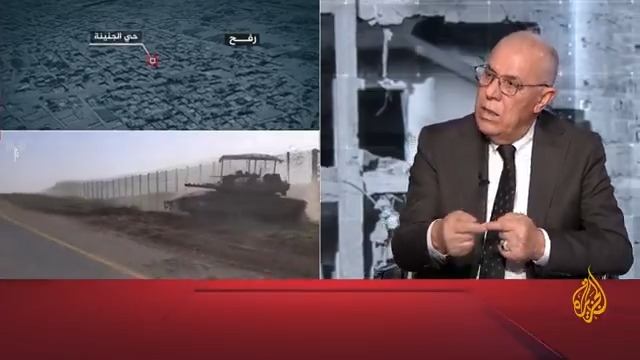 إحداها كمين مركب.. كتائب القسام تكشف عن تنفيذ 3 عمليات في مدينة رفح جنوب قطاع غزة.. قراءة عسكرية في دلالاتها وأهميتها مع الخبير العسكري والاستراتيجي فايز الدويري #حرب_غزة #الأخبار