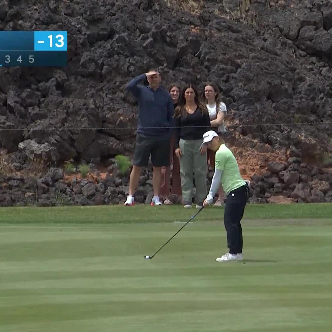STEPH KYRIACOU WITH AN ALBATROSS ON 18 🤯🤯🤯