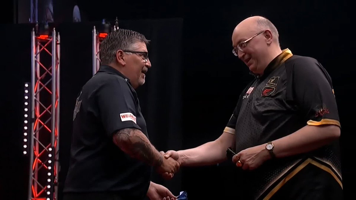 ANDERSON GOES BACK-TO-BACK! 🏆 Gary Anderson retains the Elten Safety Shoes European Darts Grand Prix title! The Flying Scotsman produces a ruthless display to whitewash Andrew Gilding 8-0 and continue his love-affair with the Glaspalast! 📺 #ET6