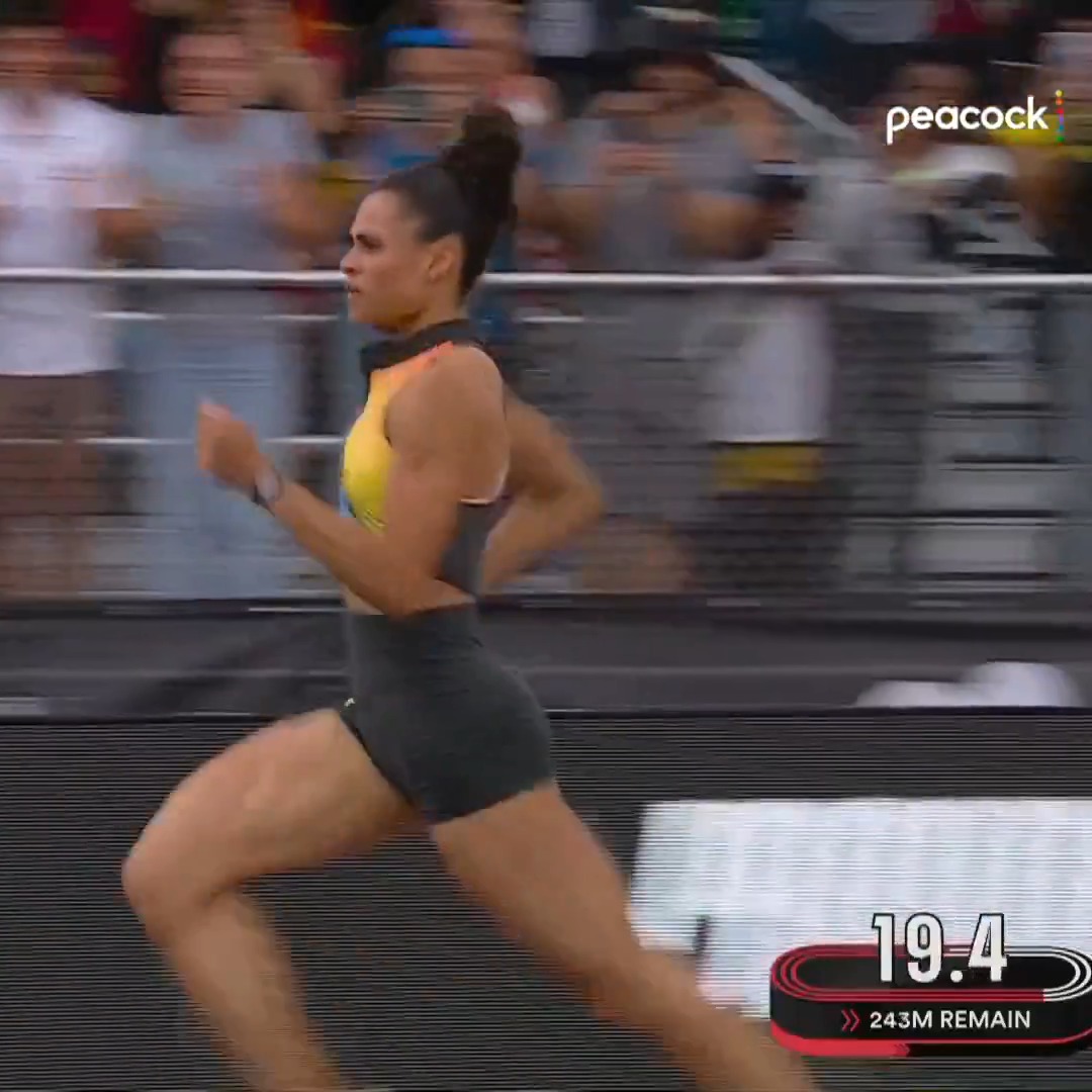 🇺🇸Sydney McLaughlin-Levrone dominant 49.69 400m to sweep her second $100k Slam title! 🇺🇸Anna Hall's 51.68 in second earns her $30k