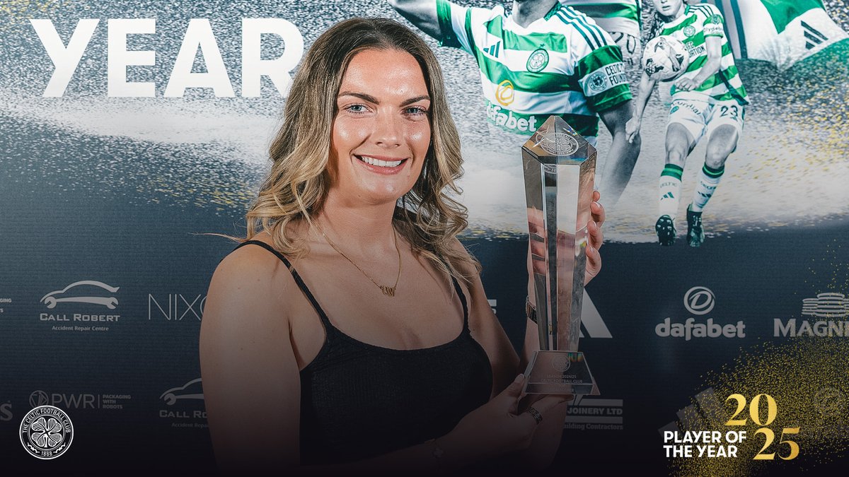 🎙️ Saoirse Noonan, spoke to Celtic TV after picking up her award at tonight’s #CelticPOTY! Celtic FC Women | #CelticFC🍀🏆