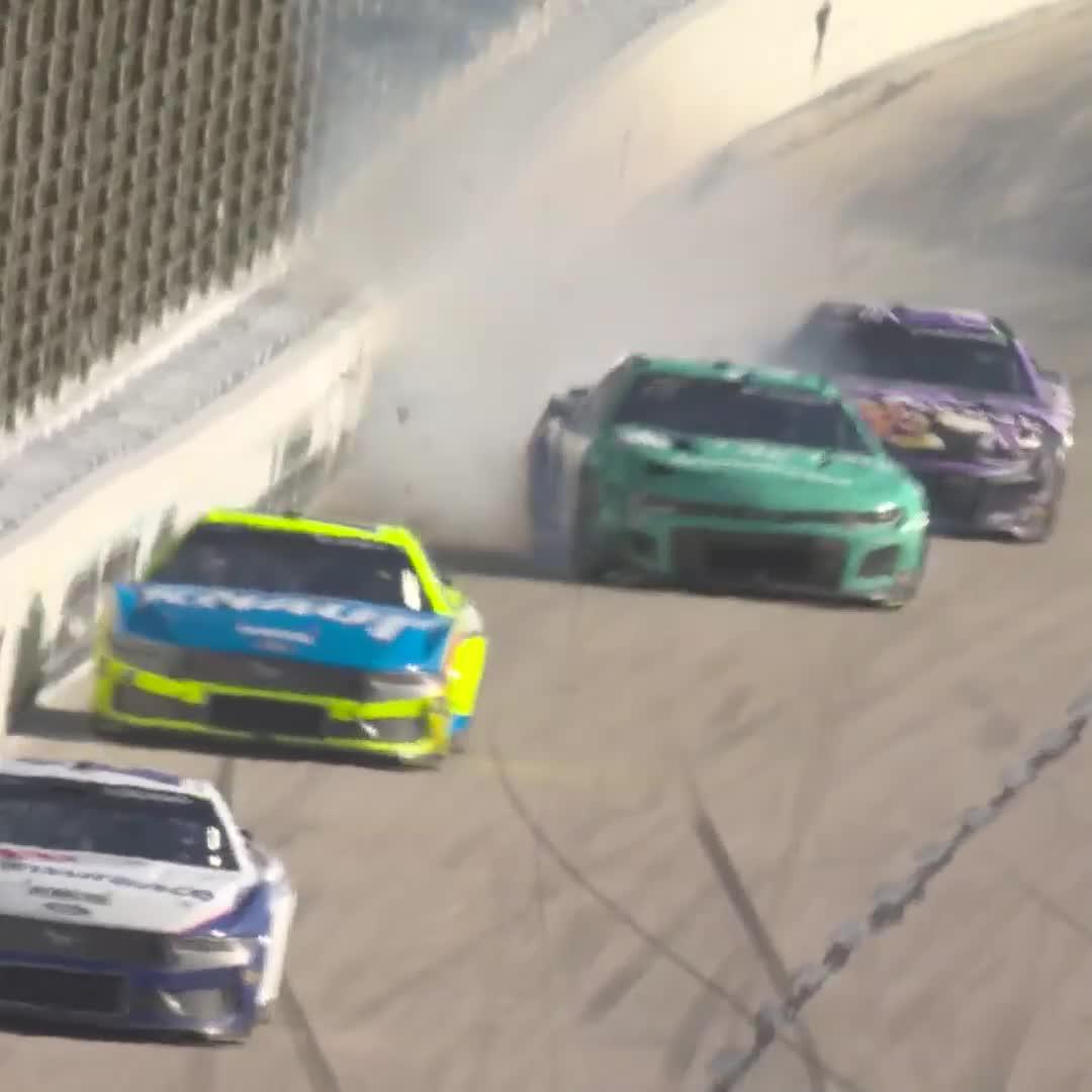 MCDOWELL INTO THE WALL! The late-race drama continues!