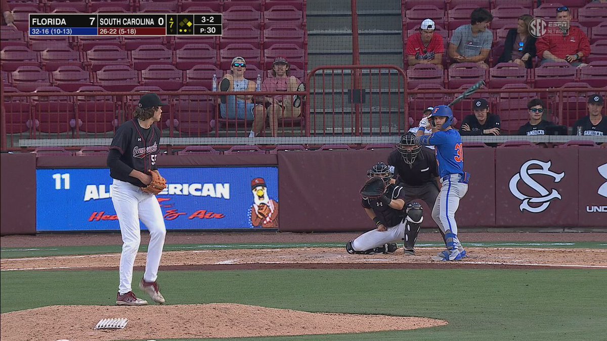 Ash moves to 3-for-3 as he drives in Yosty! 🔥 #GoGators // SEC Network+