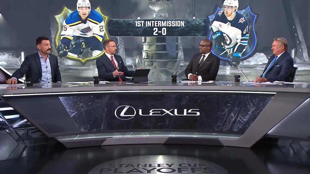 Ace and Biz break down the Blues just walking right down the middle on the Jets in the first 👀