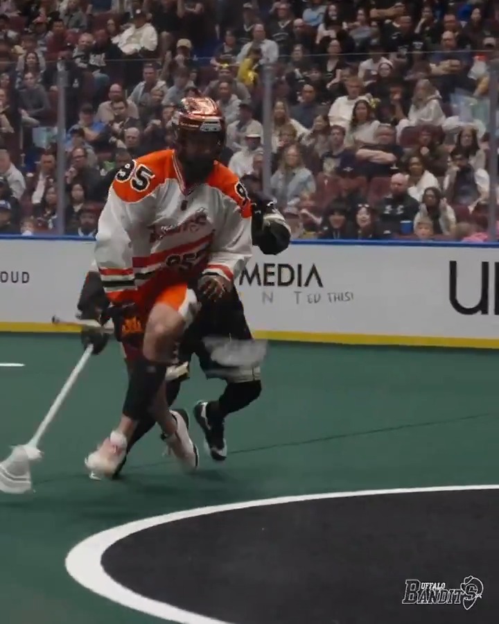 CHASE FRASER YOU ABSOLUTE SICKO!! 🤯 #LetsGoBandits | NLL