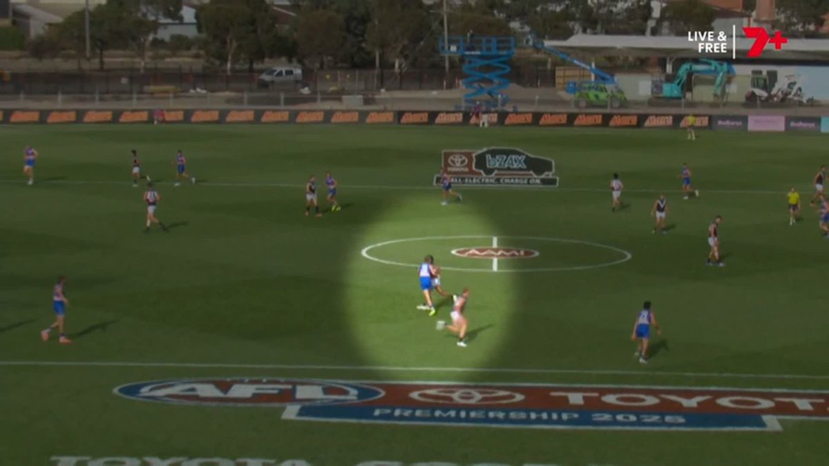"Willie Rioli sent a Western Bulldogs player a message over Instagram ... basically to pass on a threat to Bailey Dale." Mitch Cleary with the latest on Willie Rioli 👉
