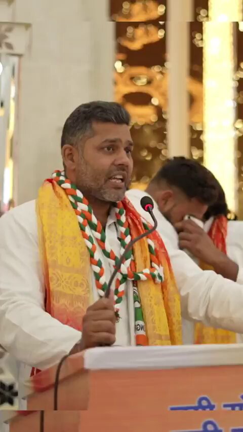 ये राजस्थान का कॉंग्रेस विधायक और पूर्व मंत्री अशोक चांदना bjp विधायक बालमुकुंद आचार्य से इसीलिए नाराज है क्योंकी उन्होंने मस्जिद के बाहर "पाकिस्तान मुर्दाबाद "के नारे लगा दिए पाकिस्तान मुर्दाबाद बोलना अपराध थोड़े है ?? #सपा_की_कथनी_करनी