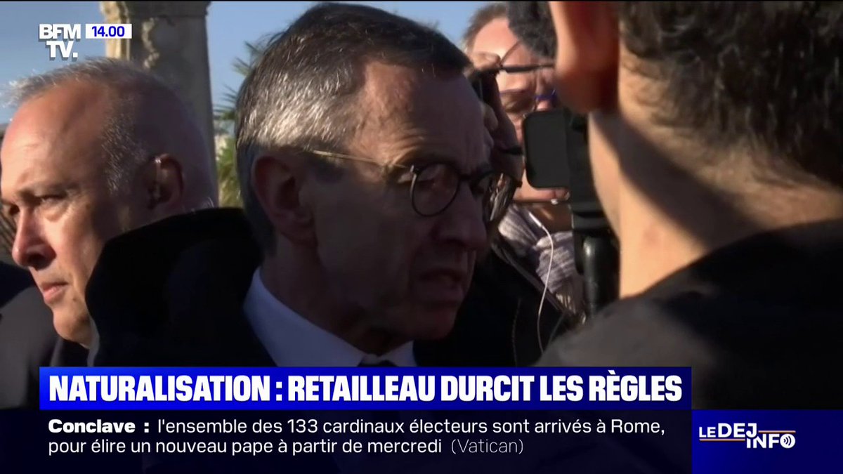 Maîtrise du français, "examen civique", "exemplarité"... Bruno Retailleau durcit les règles sur l'obtention de la naturalisation
