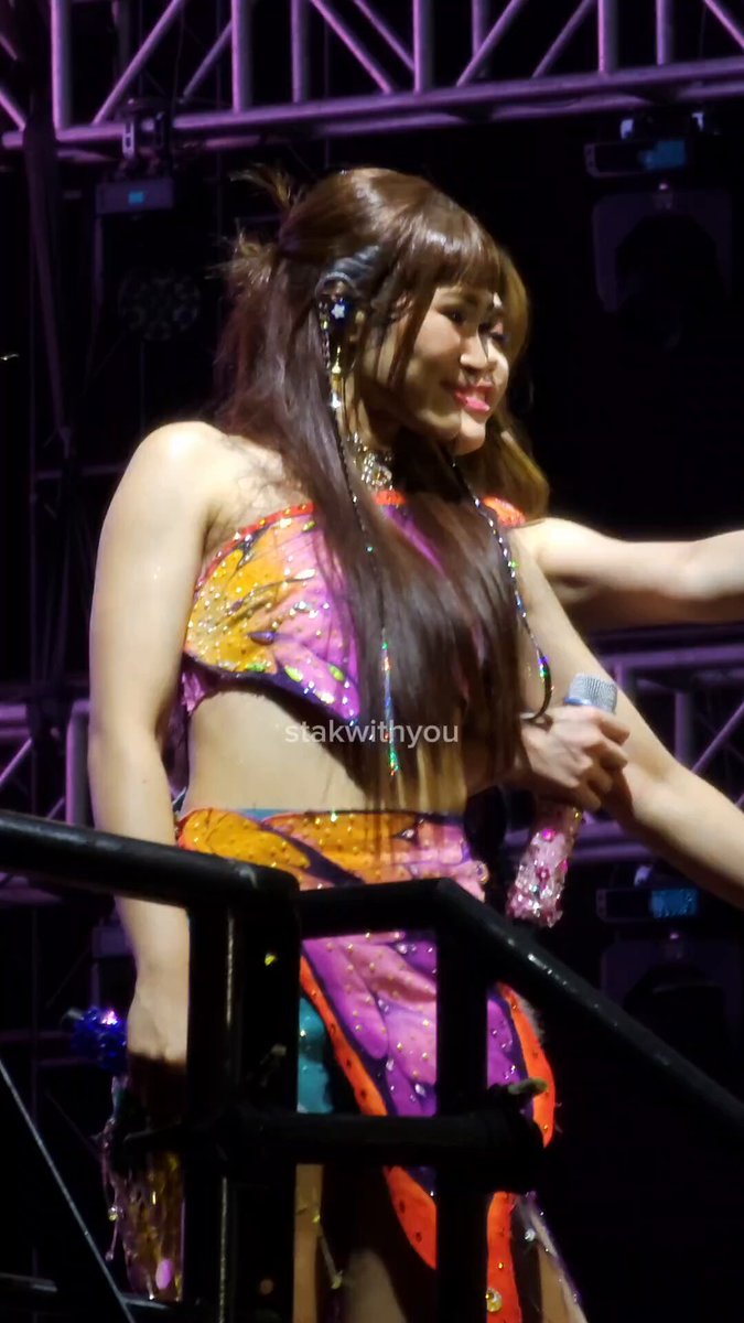 GRABE ANG KAPIT MGA MAEM?! BINI HEADLINES AURORA FEST #BINIatAuroraMusicFest2025 #BINI stacey 🪐 Jhoanna Robles 🦋