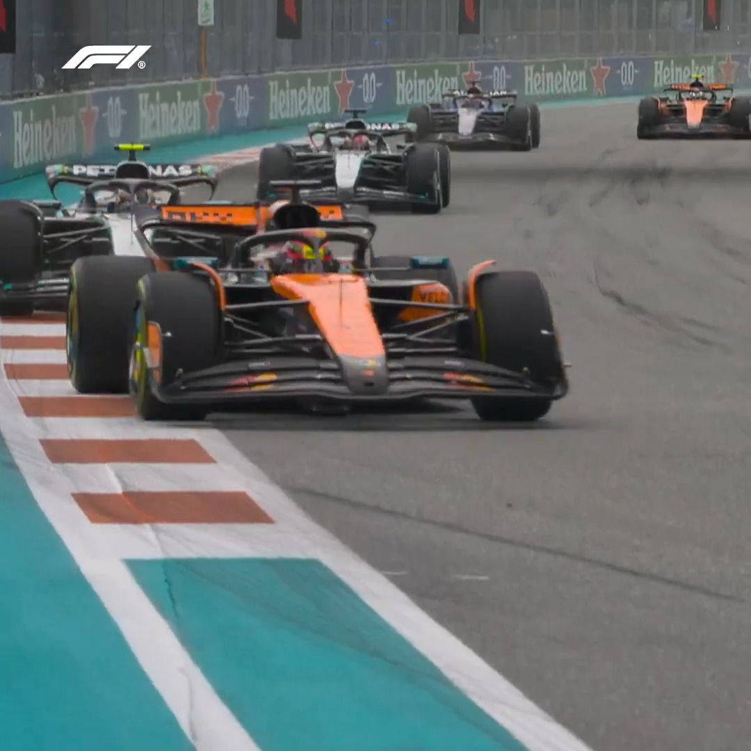 Parallel passing for the McLaren pairing 😮‍💨💨 These moves from Piastri and Norris were crucial overtakes on the way to their 1-2 finish 🙌 #F1 #MiamiGP