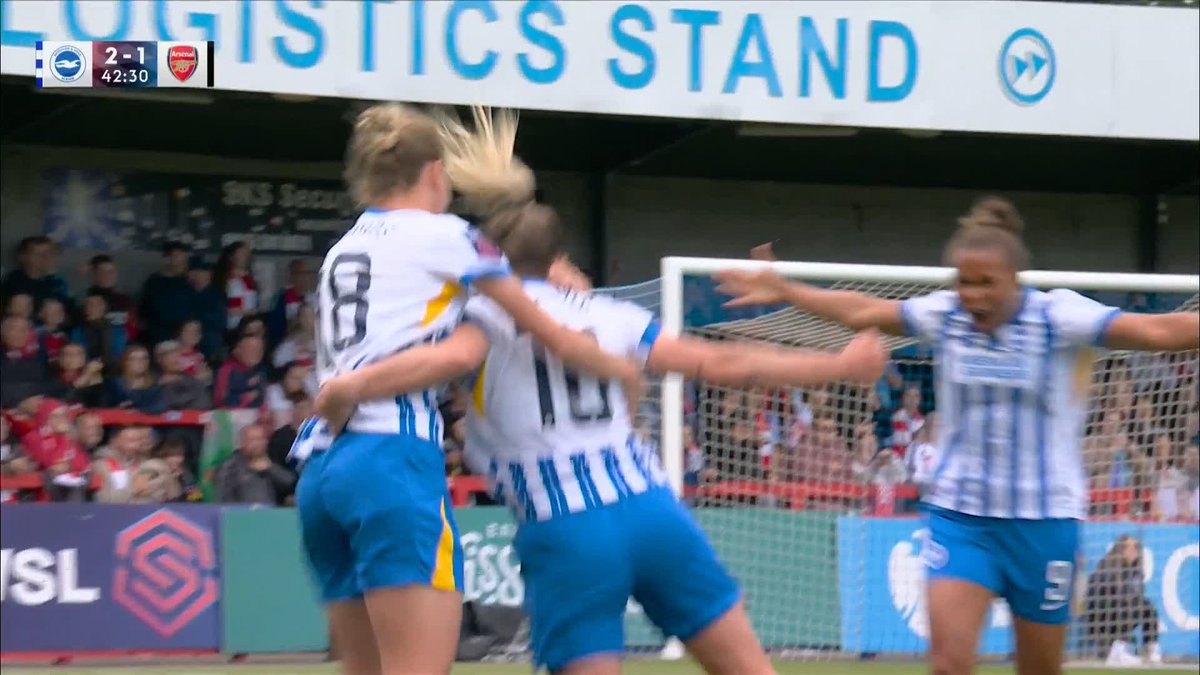 WHAT A VOLLEY!! 🤯