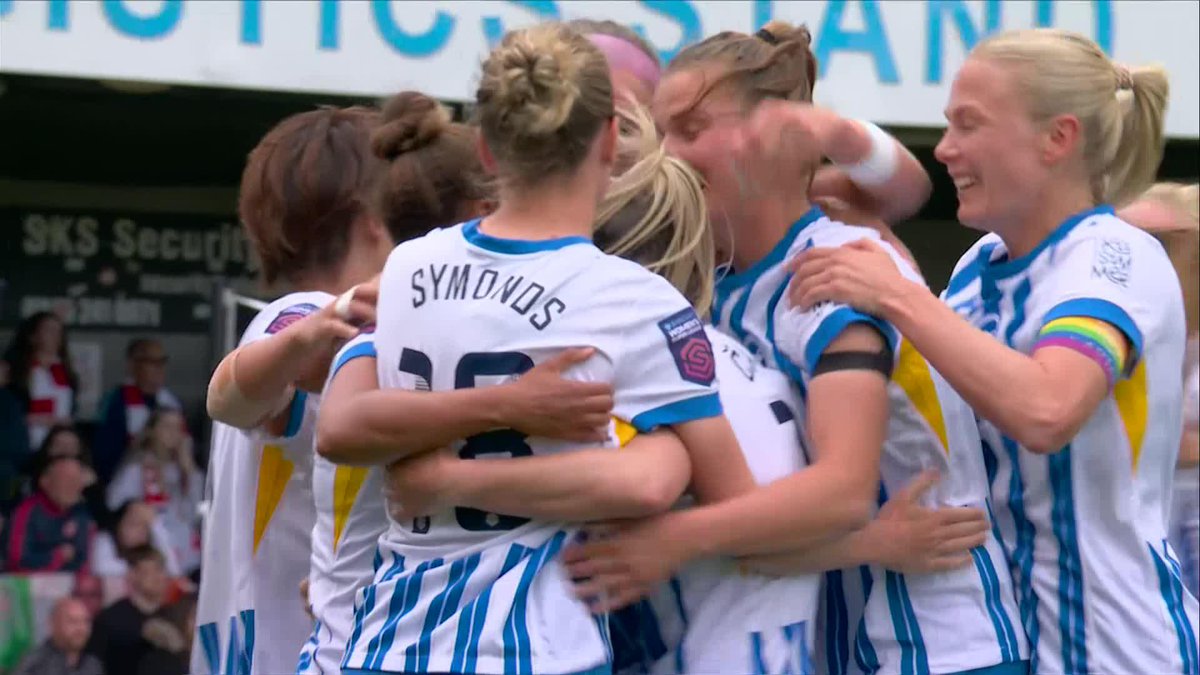 ČANKOVIĆ ON THE VOLLEY 🚀 Capitalising on the clearance with the sweetest of strikes 🍬 #BarclaysWSL Brighton & Hove Albion Women
