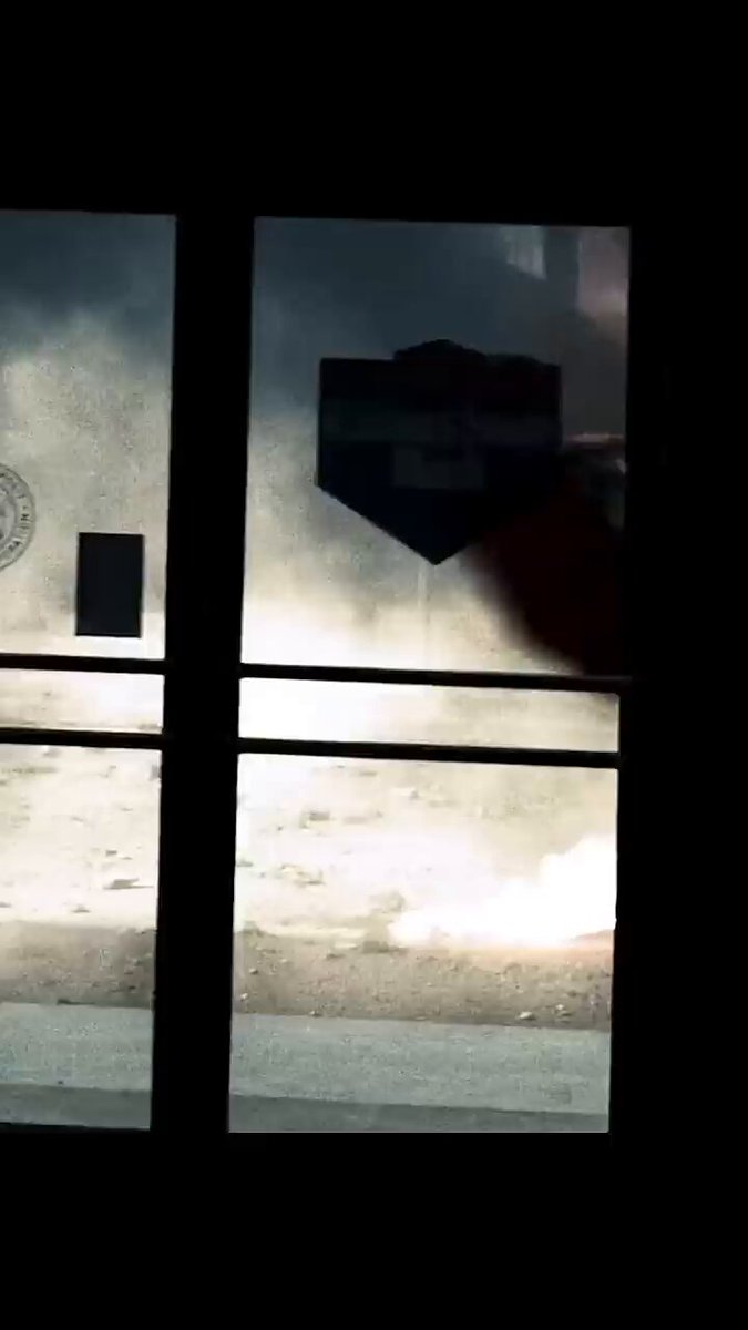 This is the type of fight scene we need in the new Superman movie