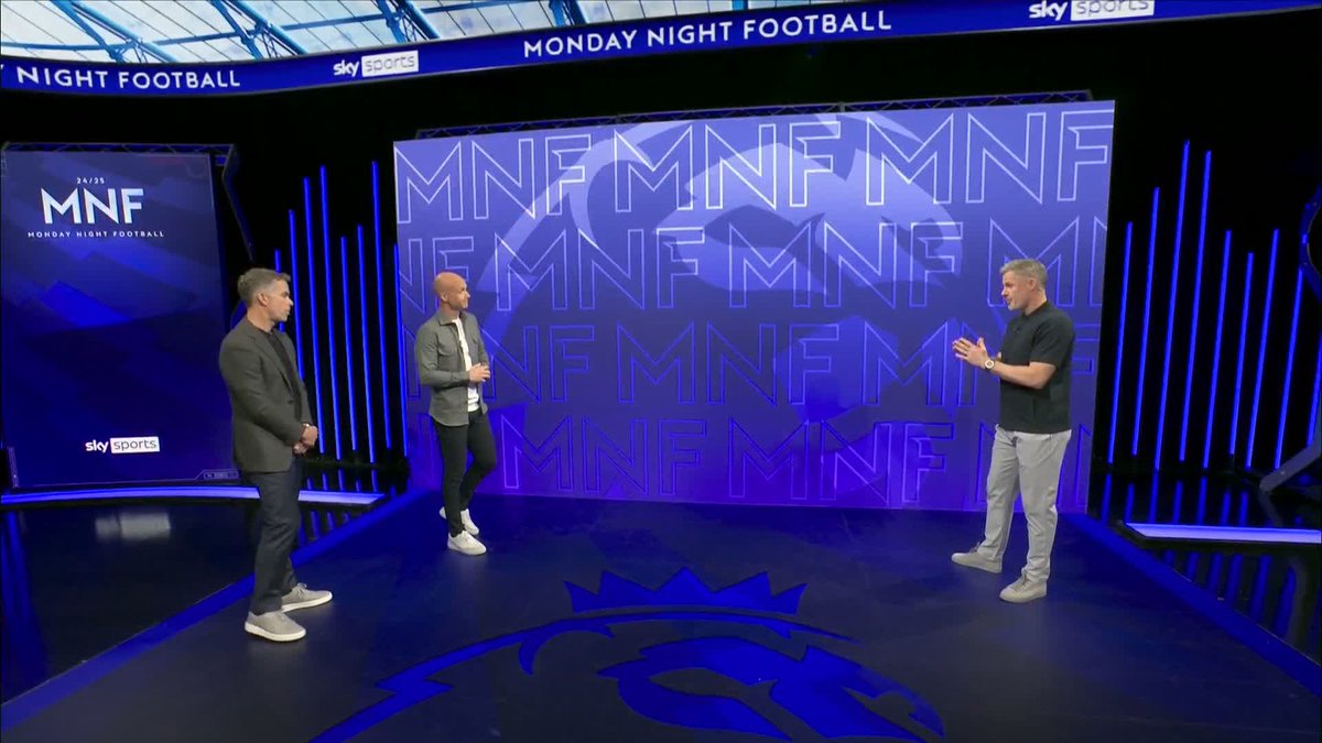 "We train so hard, we cover between nine and 12km in a game" Anthony Taylor on the fitness that goes into being a referee 👏