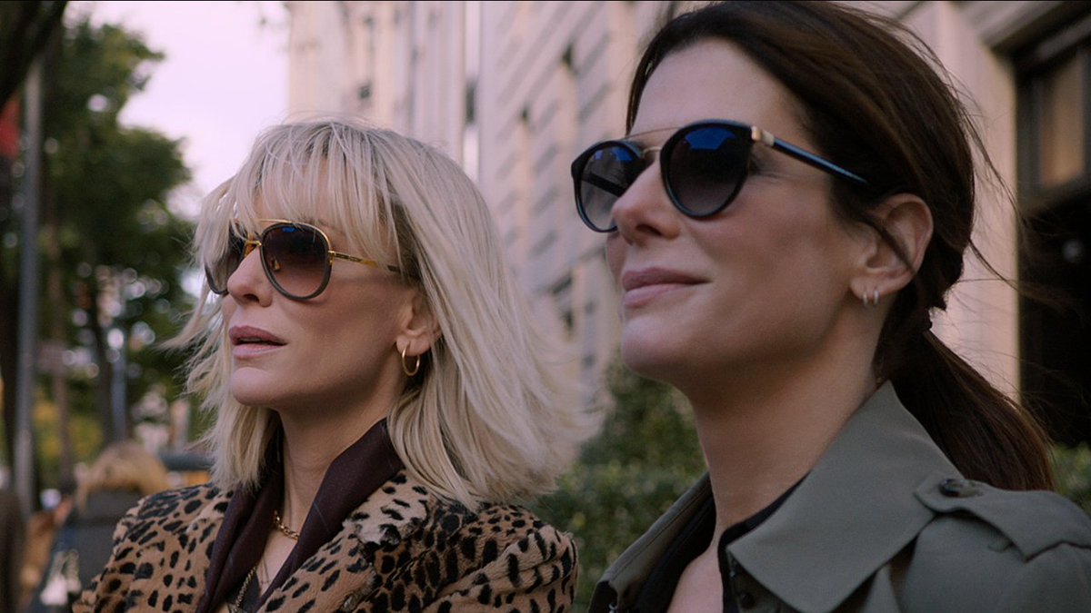للمهتمين بالميت قالا، أنصحكم بفيلم Ocean's 8. تدور أحداثه حول مجموعة من النساء يخططن لعملية سطو معقدة خلال حفل الميت قالا بهدف سرقة عقد ألماس تبلغ قيمته 150 مليون دولار من رقبة ممثلة مشهورة. بطولة ساندرا بولوك، كيت بلانشيت، آن هاثاواي وريانا.