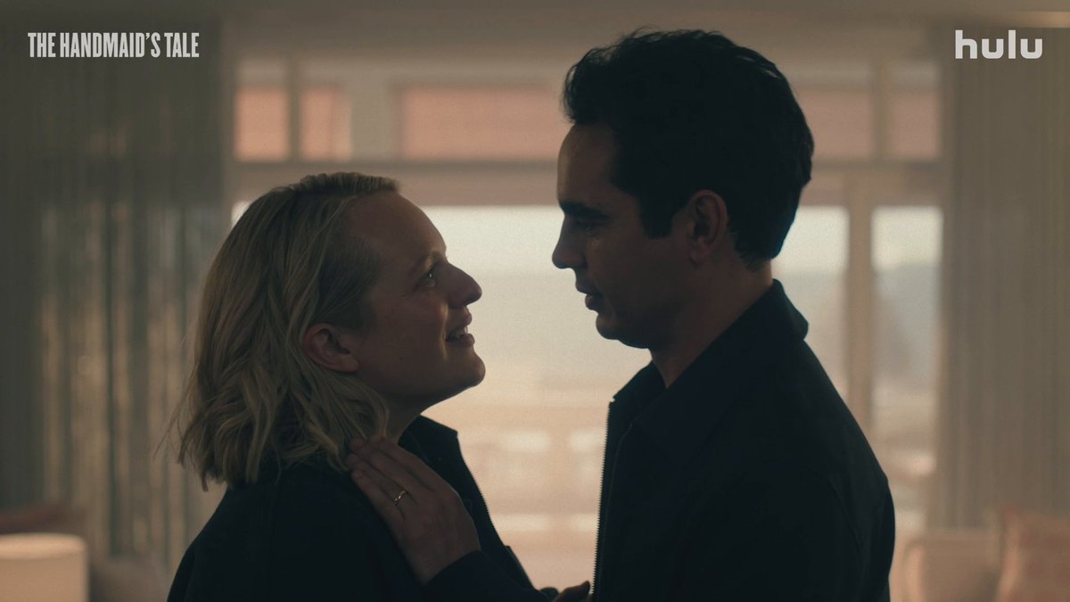 You had a whole week to recover... Now can we discuss this moment? 🥺 #TheHandmaidsTale