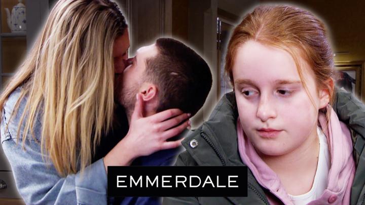 She knows! 😲 Don't miss your chance to vote for Emmerdale at this year's Soap Awards: #Emmerdale