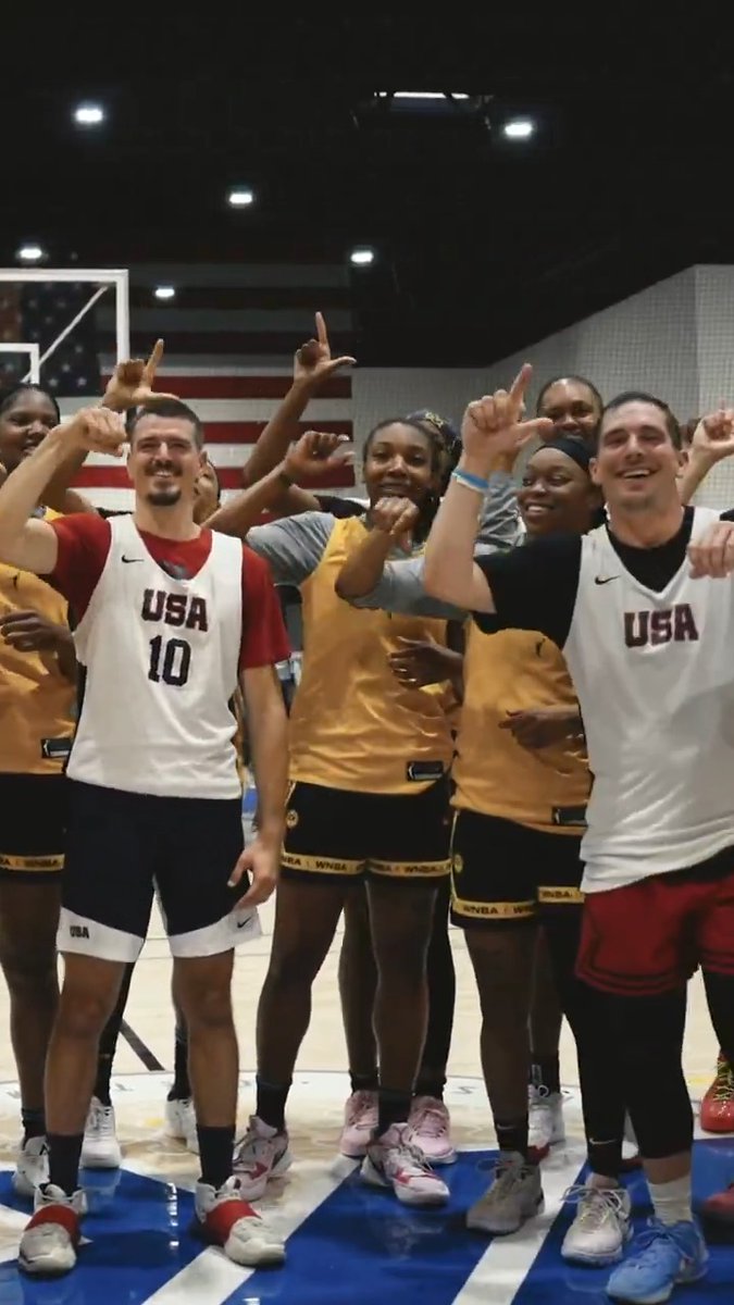 Bonded by basketball. 🏀 The Sparks had a great experience playing against the USA Deaf Basketball team this weekend.