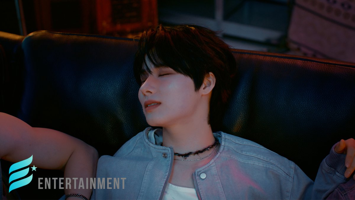 E'LAST 5th Mini Album [Versus] ⠀ E'LAST(엘라스트) - 'Crazy Train' M/V Teaser #2 ⠀ 🚂 ⠀ 2025.05.07 18:00 (KST) ⠀ #ELAST #엘라스트 #エラスト #Versus #ELAST_Versus