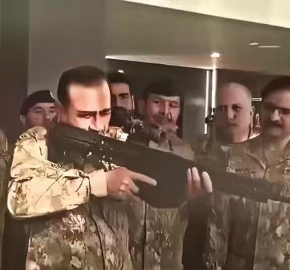 آپ نے صرف ری ٹویٹ کرنا ہے باقی کام دشمن خود سنبھال لیں گے۔
