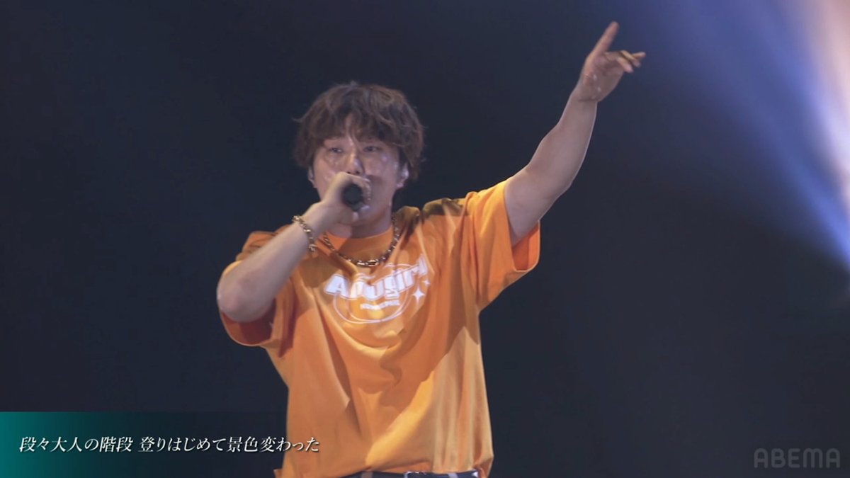 NO PREPARE ー First Trip ー 🔴#ノンプリ福岡 の締めは全員で #AMUGIRI 『カラフル』を大合唱! 地元や周りの仲間への愛を表現🧡 / 変わらずにいる仲間と笑って 明けない夜に朝まで語って ありのままいたいから 歌うのさ la la la \ 📡PPVは▶︎ #コムドット #ノンプリ