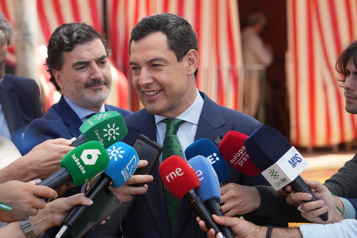 España ha dejado de funcionar con Pedro Sánchez. La reputación de nuestro país ha quedado en entredicho con el apagón y el caos en los trenes. Menos politiqueo y más soluciones. Reclamamos una potente inversión en la red ferroviaria de #Andalucía.