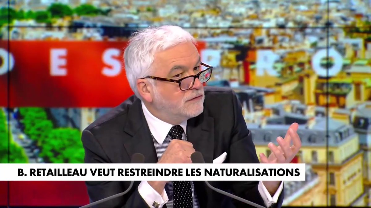 🇫🇷 FLASH | « Tant qu’il n’y aura pas de référendum en matière d’immigration, on ne pourra pas reprendre les rênes », déclare Bruno Retailleau.
