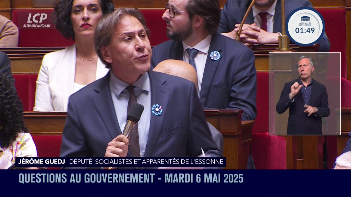 "Personne ne nous empêchera d'être là pour le combat unitaire contre le racisme et l'antisémitisme, comme face au meurtre odieux d'Aboubakar Cissé", assure Jérôme Guedj, plaidant pour la "rupture totale" avec ceux "qui brutalisent le débat public". #DirectAN #QAG