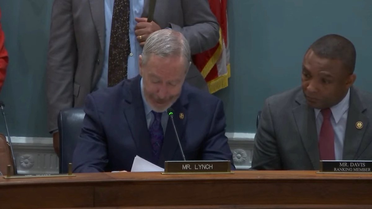 👀 Chaos at the "American Innovation and the Future of Digital Assets" roundtable held by joint House Committee on Agriculture and Committee on Financial Services👇