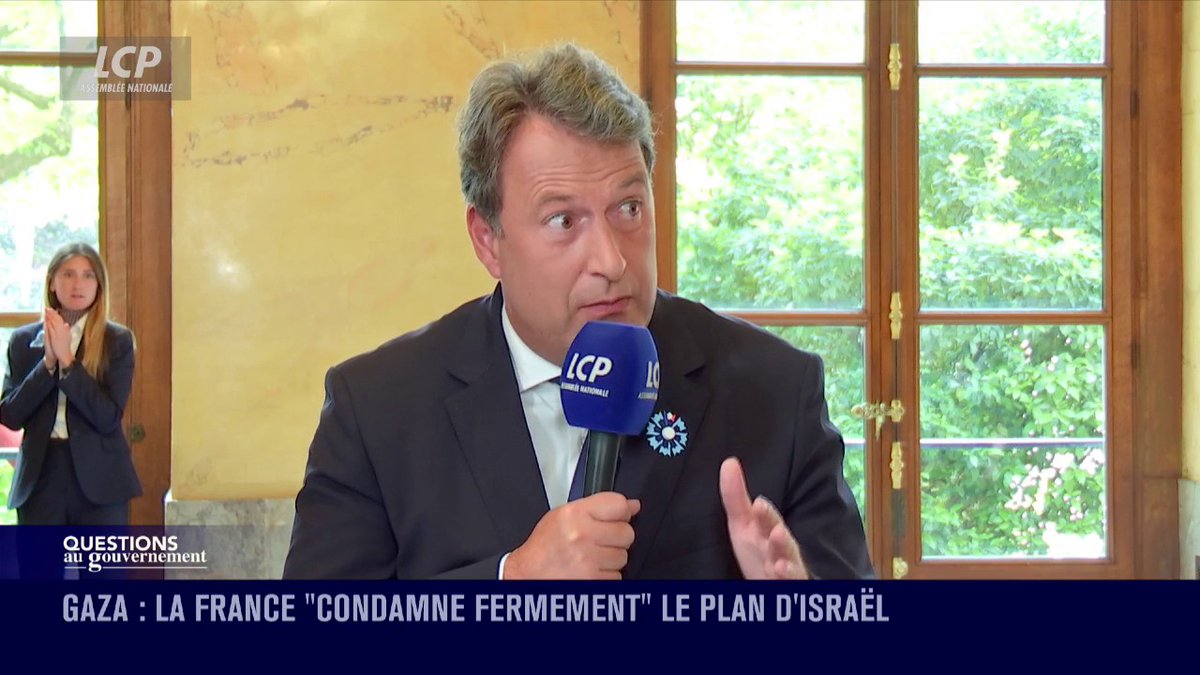 Il faut être vraiment très bête ou très malhonnête pour laisser entendre que la libération des otages permettrait d’obtenir la paix puisque Netanyahu ne veut pas les libérer. Il veut anéantir Gaza et tous ceux qui s’y trouvent, otages compris.