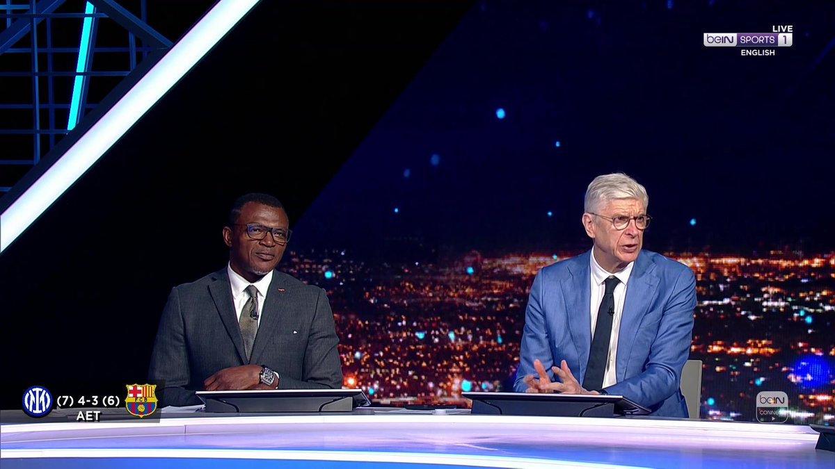 🤔 Do Arsenal have a psychological fear of winning trophies? 🏆 Nicky Crosby pitches Wayne Rooney's comment to Arsene Wenger and Marcel Desailly... #Arsenal