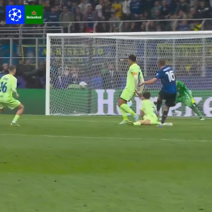 Eric García // Frattesi // Acerbi // Olmo ⚽ Incredible drama and incredible goals 👏 Heineken | #UCLGOTD