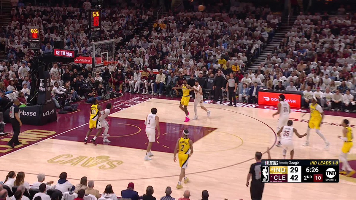 Myles Turner deadeye from DEEP 👌
