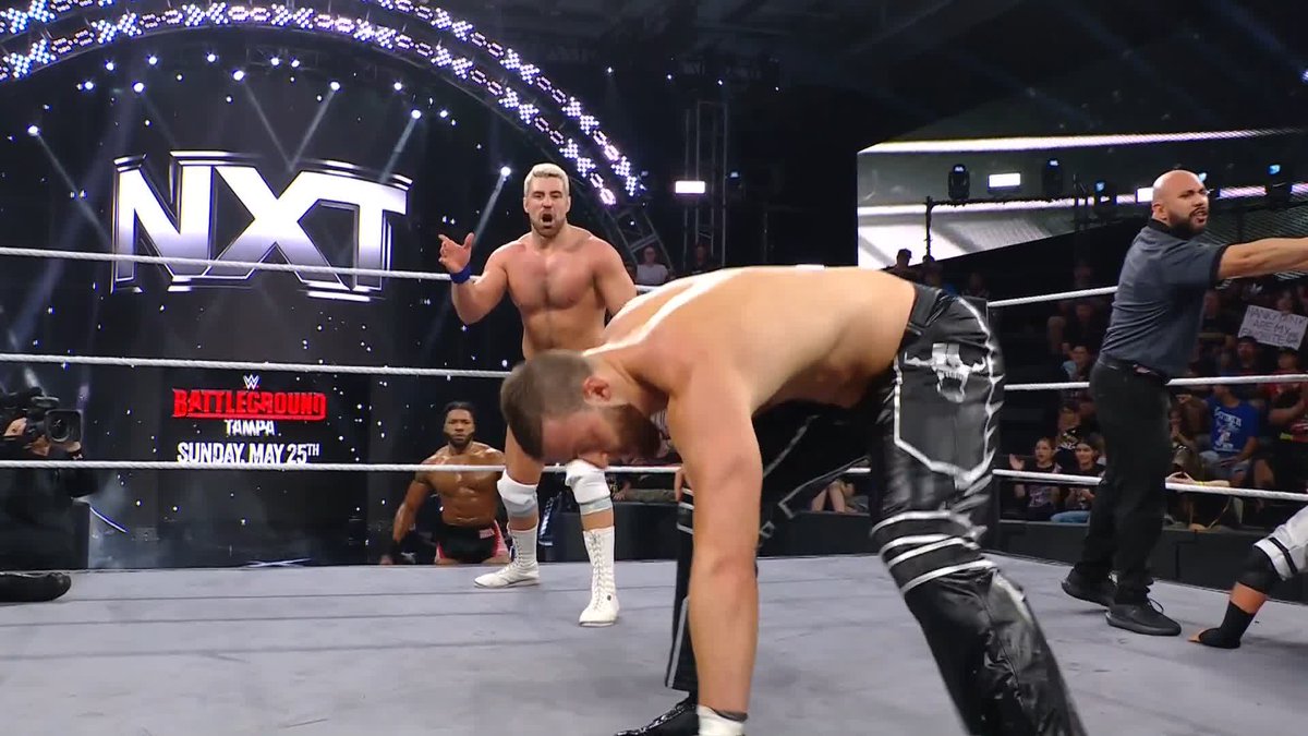 😱 😱 😱 Trick Williams just took out Joe Hendry, and DarkState have pinned the Tag Team Champions! #WWENXT