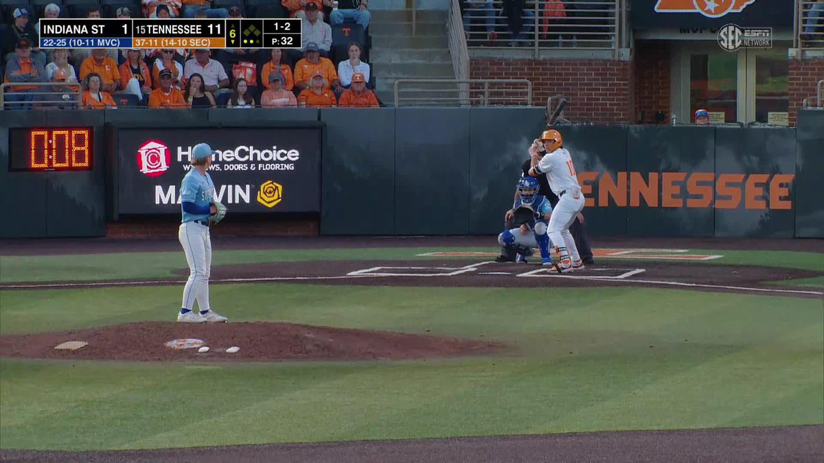 Newy joins the home run party! 📺 (SECN+) #GBO // #BeatINS