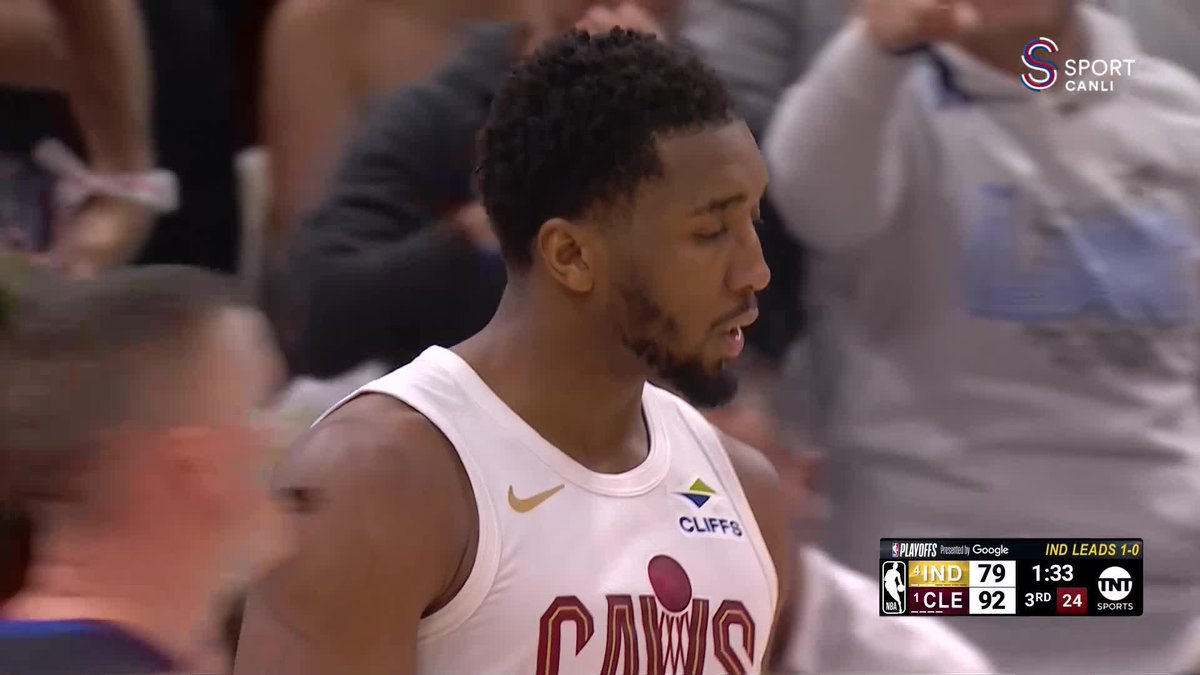Donovan Mitchell'ın bugün yapamadığı hiçbir şey yok 🤷‍♂️