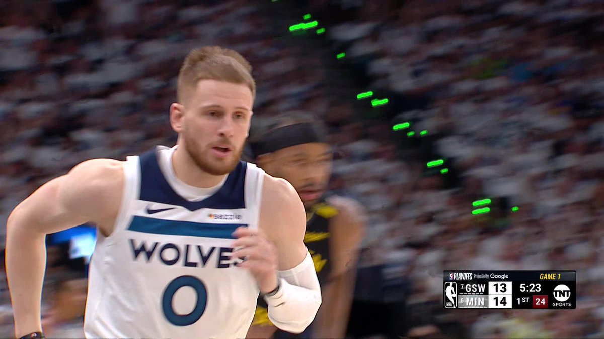 DiVincenzo knocks down a smooth stepback 😮‍💨 Game 1 between Warriors and Timberwolves on TNT NOW 📺