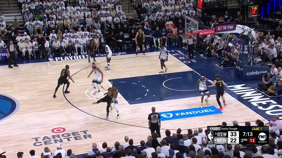 Draymond Green ON FIRE from deep 🔥 He's now 4/5 from downtown 🎯
