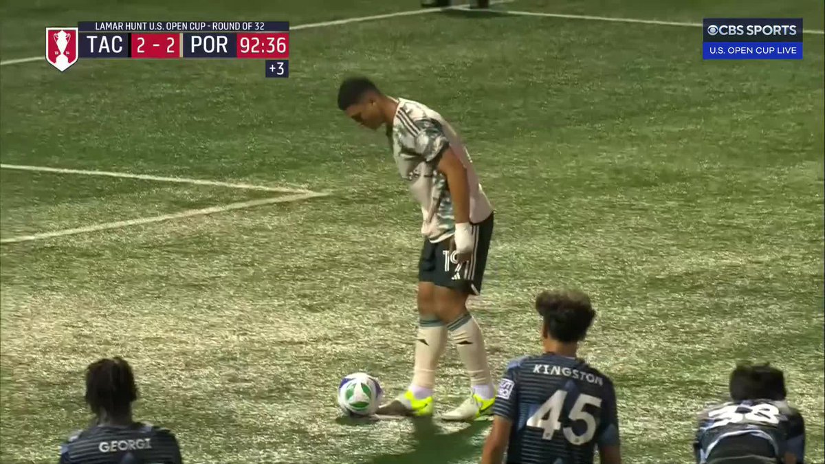 Survive and advance! 🤯 Kevin Kelsy stays composed and delivers the game-winner to avoid the cupset for Portland Timbers! 🌟