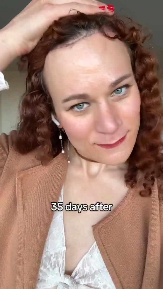 Aduh jem kepala otak, konon buat video transition dari lelaki ke wanita tapi aku tengok samaaaa je. Dia ni selalu viral kat tiktok sebab dia buat video marah orang panggil dia Sir/Bro 😂