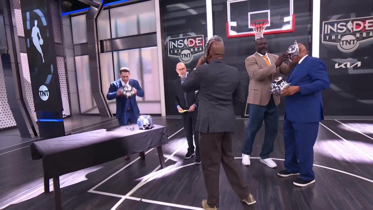 "OH MY GOD, JOHN CENA'S IN THE HOUSE!" 😳 Peacemaker himself surprised the Fellas on Inside tonight 🙌