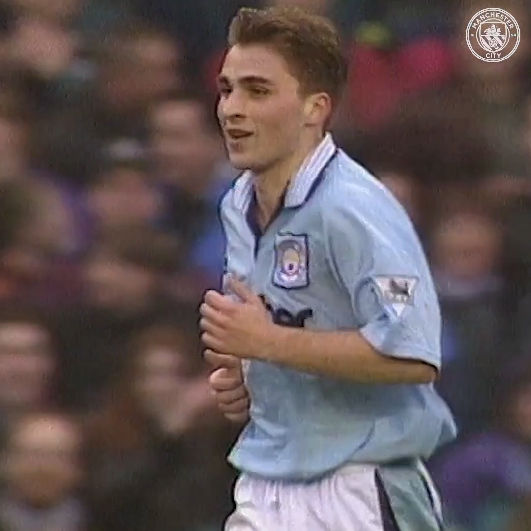 A Giorgi Kinkladze classic against Southampton 🎞️🇬🇪