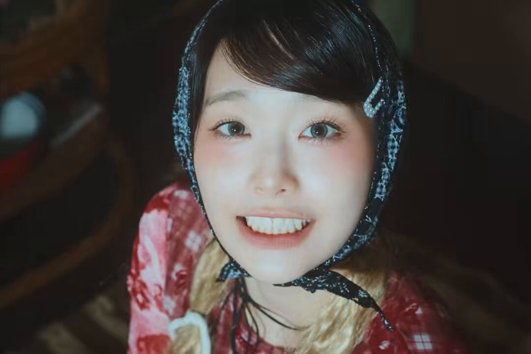 [🎥] CHUU 츄 ‘Back in town’ MV 🔗 #CHUU #츄 #Onlycryintherain #Backintown