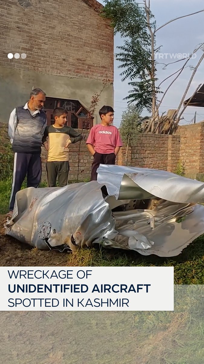 The wreckage of an unidentified aircraft was spotted in the Wuyan area of Pampore, in India-administered Kashmir, on May 7. Pakistan’s Defence Minister Khawaja Asif claimed that the army had shot down five Indian Air Force jets during India’s cross-border air strikes, while Indian local sources reported that three fighter jets had crashed within Indian-administered Kashmir
