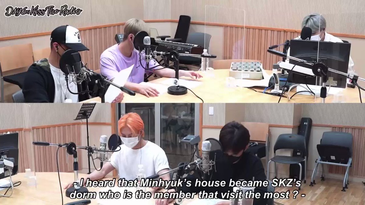 This btob moment was so cute. We can see minhyuk and eunkwang fight for Seungmin as their lil bro 😂😂 Also atp i need to investigate Minhyuk since Lee Know and Seungmin often came to his house. 🤔🧐 #2min #승밍 #리노 #승민 #가관즈 #SeungLee