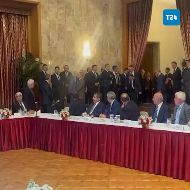 📢 Bahçeli, 3 ay sonra Meclis'te 📌 Sırrı Süreyya Önder için yapılan anmaya katılıyor
