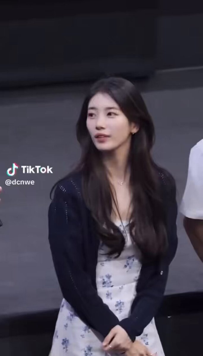 수지 언니 진짜루 첫사랑 대통령님....