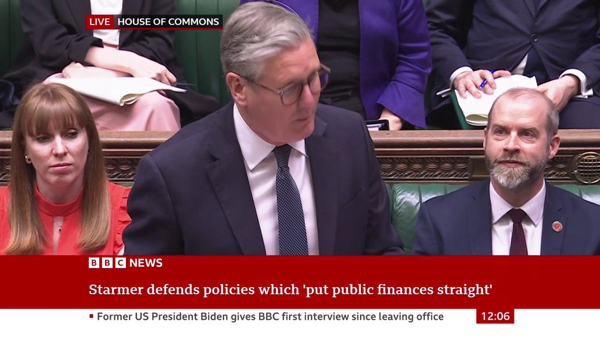 “Why has the prime minister broken his promise to cut energy bills by £300?”, asks Conservative leader Kemi Badenoch Keir Starmer says the way to cut energy bills is to deliver “cheap, clean, homegrown energy” #PMQs